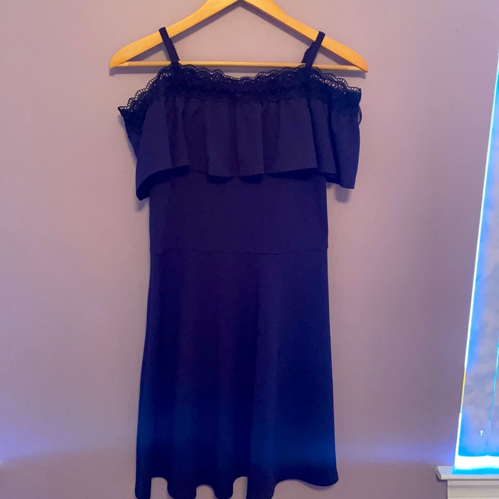 Amy Byer Navy blue off the shoulder girls dress